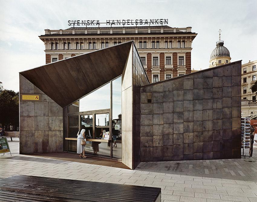 Strömkajen, Vaxholmsbåtarnas terminal, Stockholm. Nominerad till Kasper Salin-priset 2014. Marge Arkitekter, ansvariga arkitekter Pye Aurell Ehrström, Katarina Grundsell, Louise Masreliez, Susanne Ramel. Foto: Johan Fowelin.